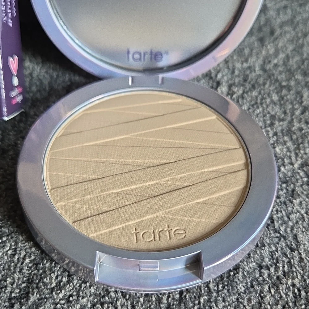 Tarte Cosmetics Face Tape Pressed Powder in: 20S - Picture 5 of 8